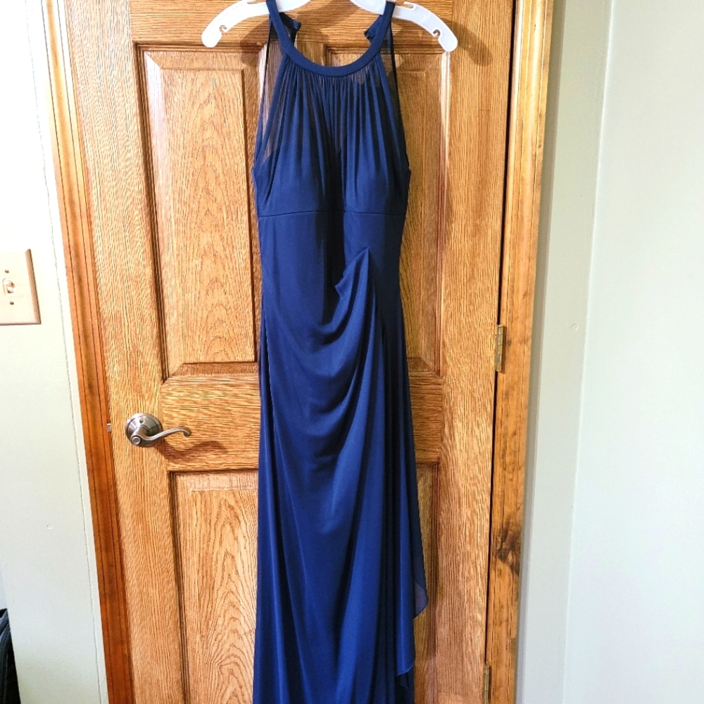 David's Bridal size 2 bridesmaid dress